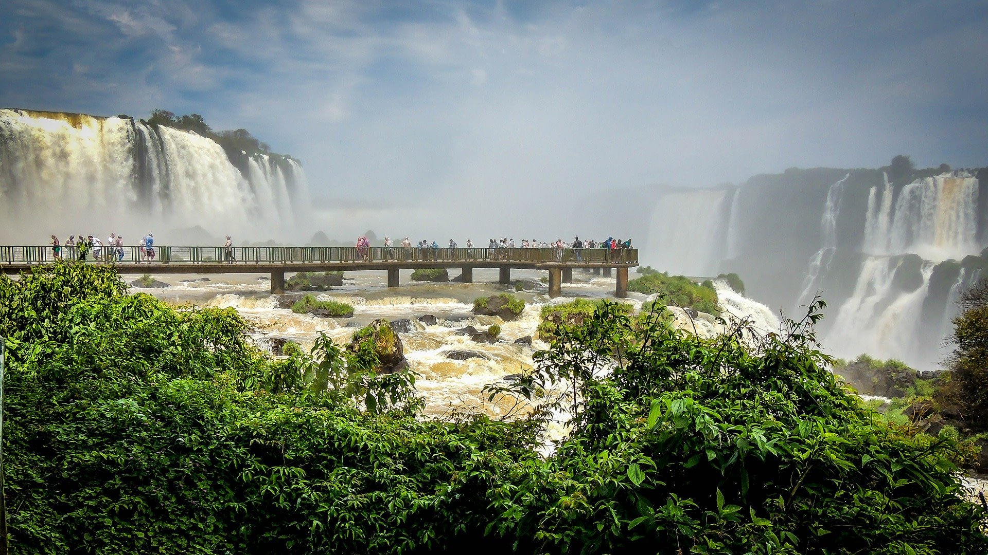 mouth-of-the-iguassu-511500_1920